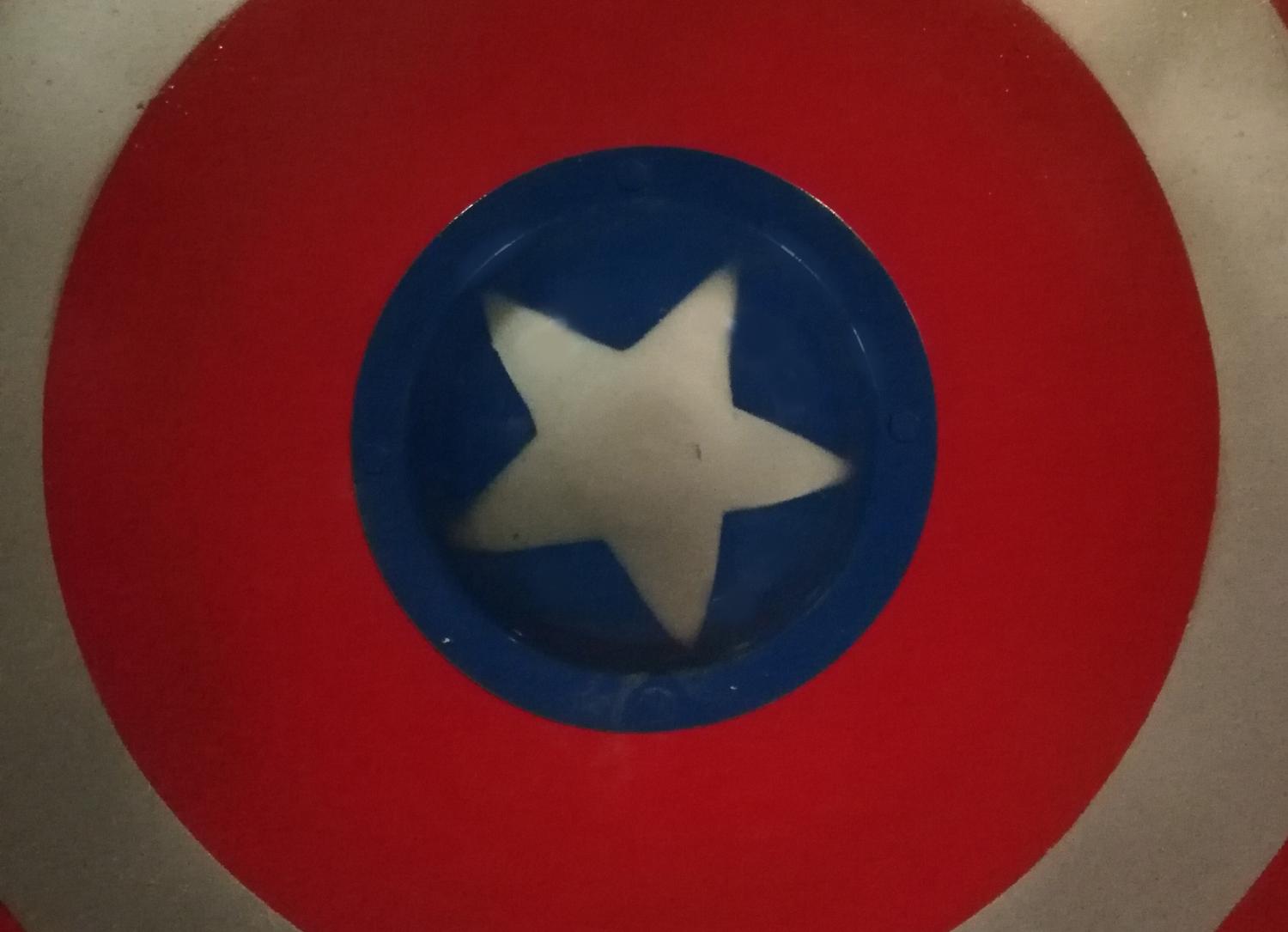 Captain America träsköld SWE154