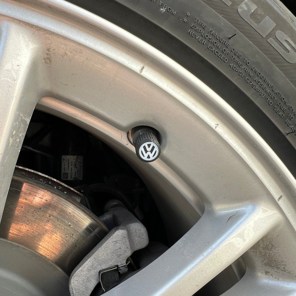 6x Bilhjul Däckventilkåpor Däckfälgstamskydd för Volkswagen VW