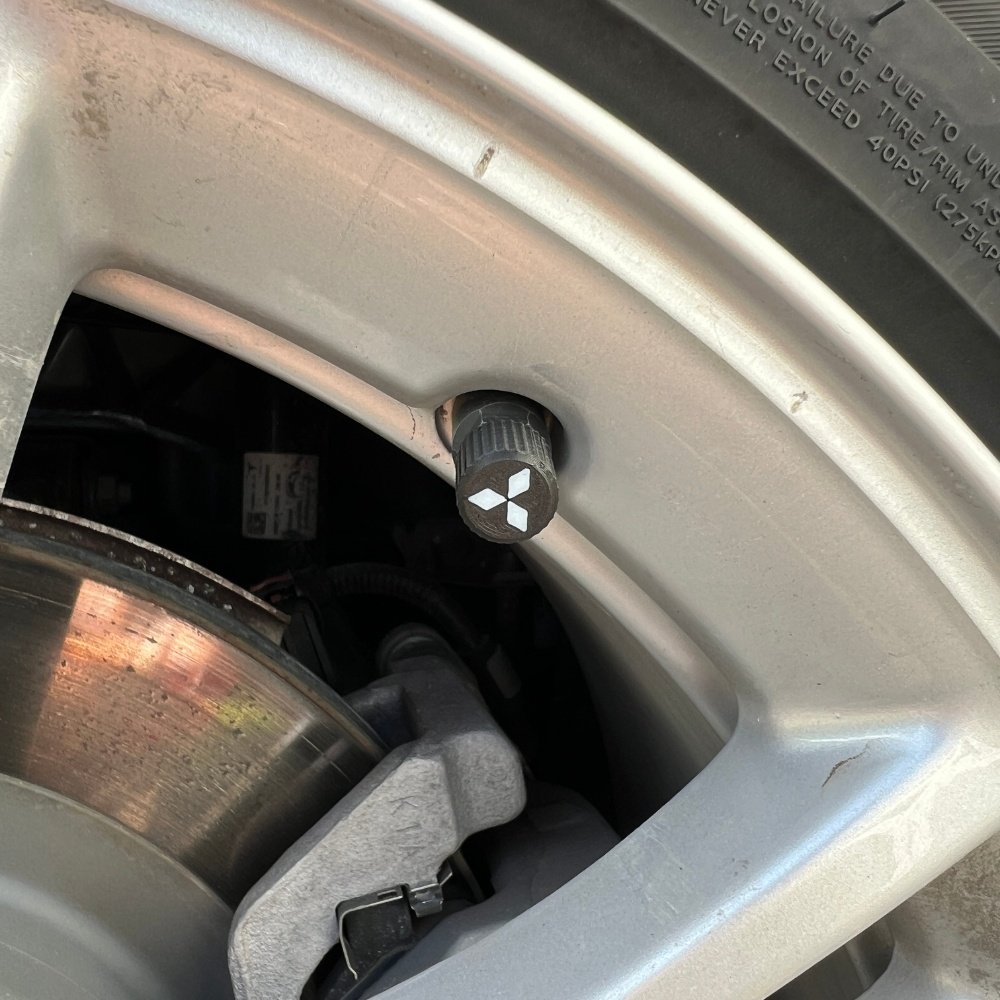 6x Bilhjul Däckventilkåpor Däckfälgstamskydd för Mitsubishi